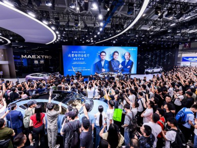 时代旗舰尊界S800正式上市，百万级豪车的降维打击来袭