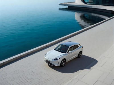 不看参数看体验:问界M5 Ultra与特斯拉Model Y怎么选?