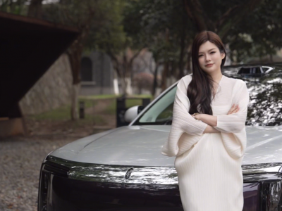 耗时3个月集结数位非遗传人，尊界车主把皇家云锦织进了星空顶