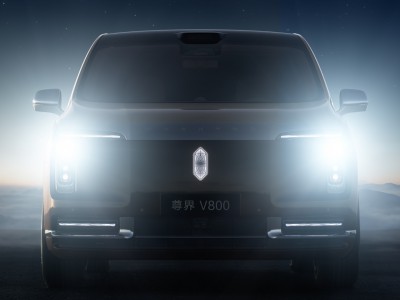 百万级MPV赛场迎来全新变局，尊界V800交出中国品牌新答案